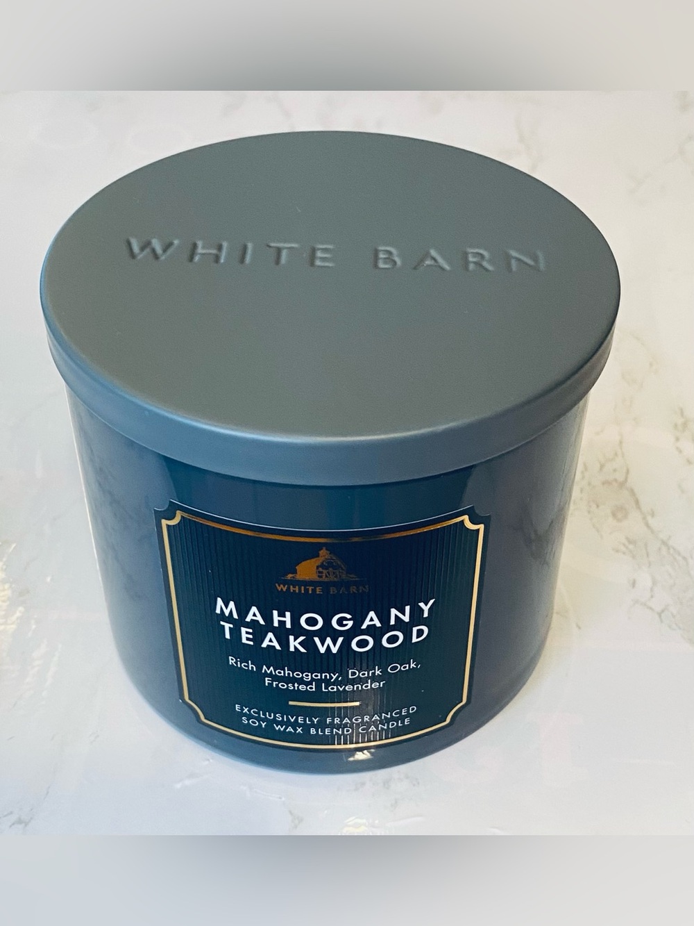 White Barn Mahogany Teakwood 3 Wick Candle